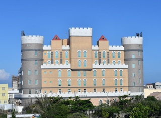 チュアン チェン キャッスル ホテル (傳承堡飯店)