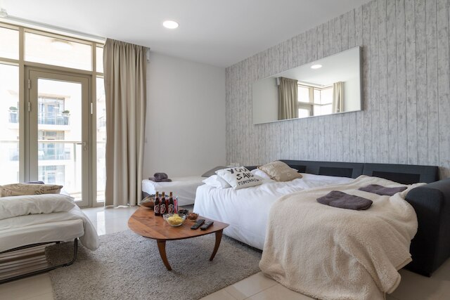 ザ ハネビイム コート - イスレンタルズ