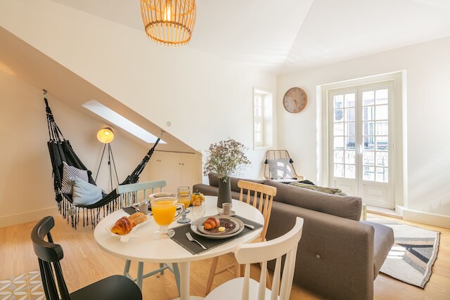 アルマリア エディフィシオ オフィチーナ レアル