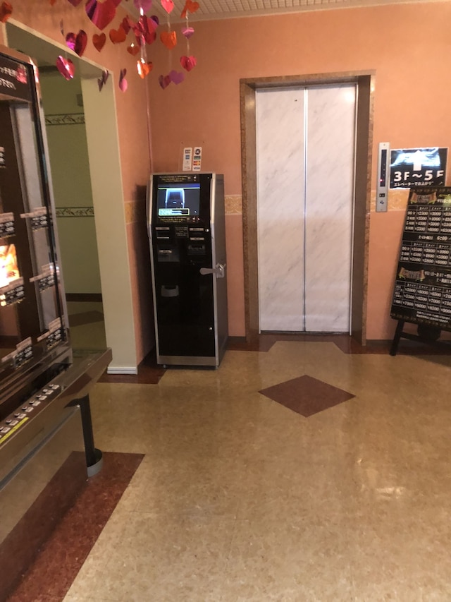 ホテル ジィニア滝野社