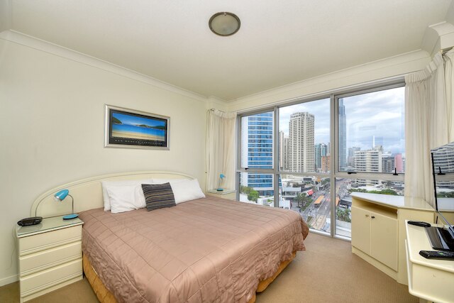 シェブロン ルネッサンス プライベート アパートメンツ