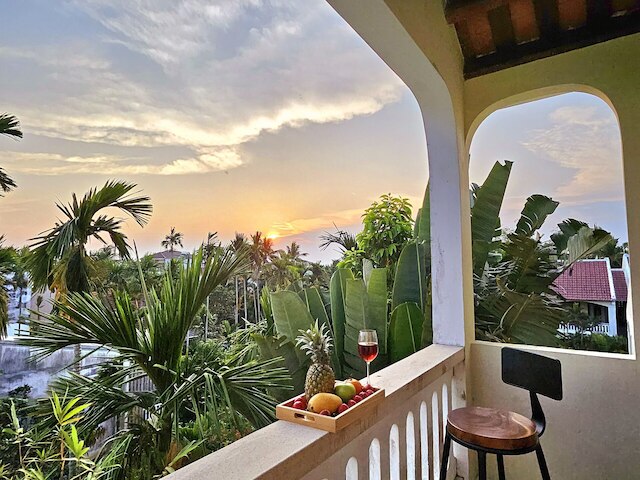 エン リトリート ホイアン