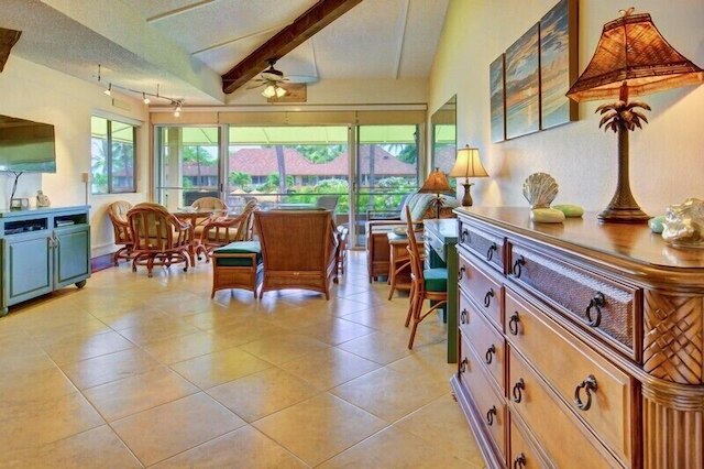 マウイ カーナパリ S #E290 スタジオ ベッドルーム コンド バイ レッドオーニング