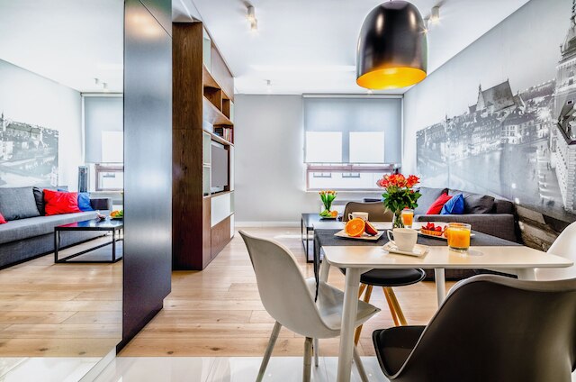 ビジネス センター フェニックス アパートメンツ