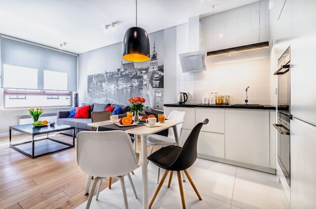 ビジネス センター フェニックス アパートメンツ