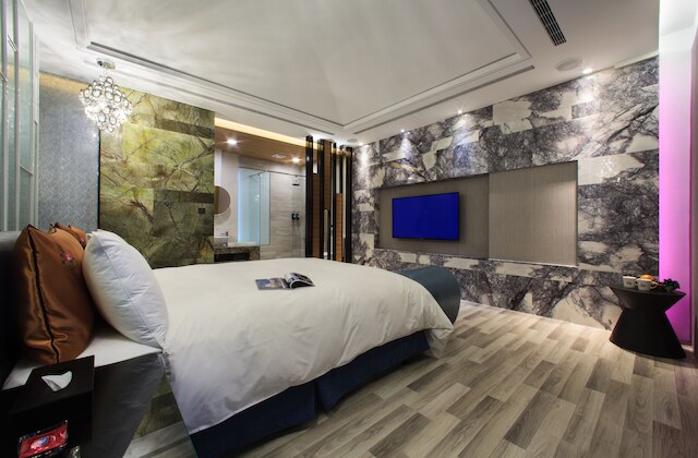 チェン ホ スパ モーテル (晨荷精品渡假旅館)