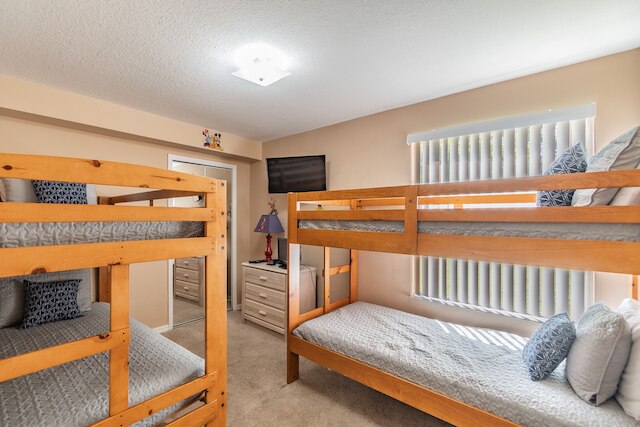 テーマパーク近く! 4BR、最大10人用!素晴らしい家、プール、パティオ付き!