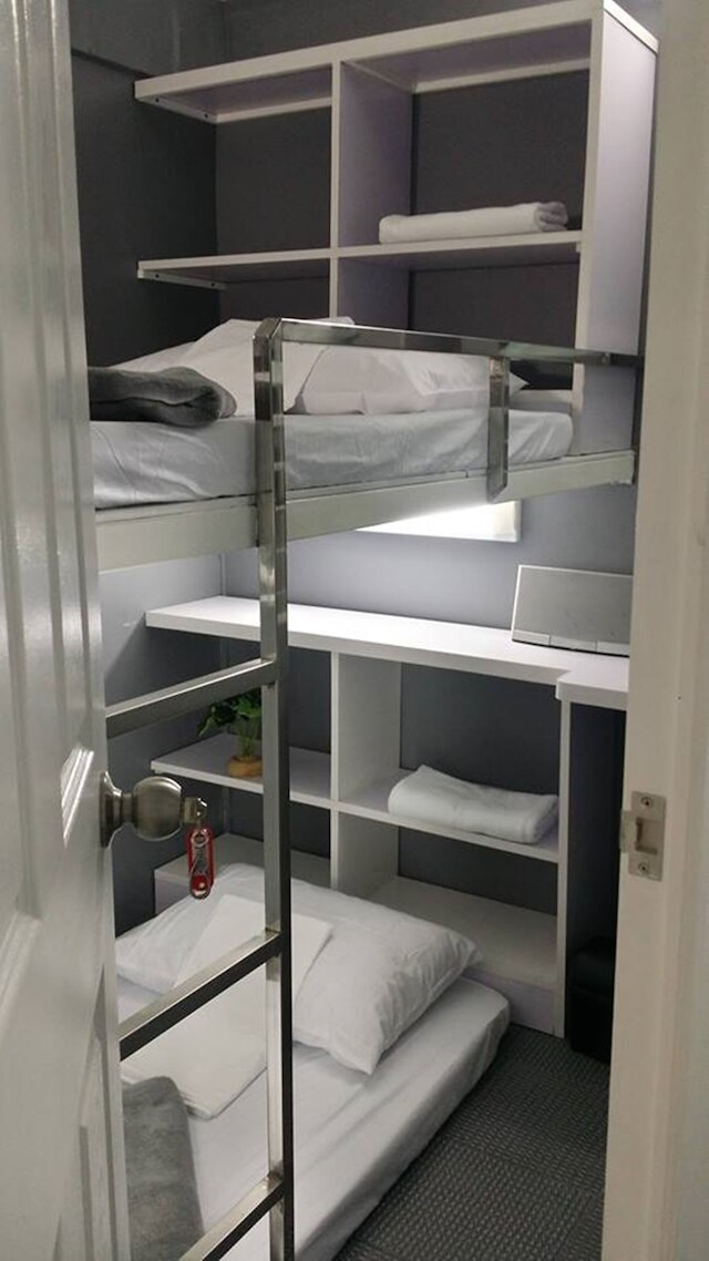 ERVoruto ホステル マカティ