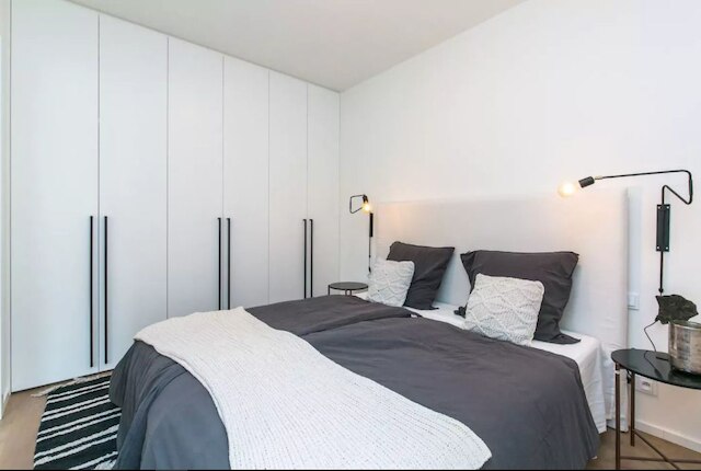 フローレス アパートメンツ ポト ジェカンコウ