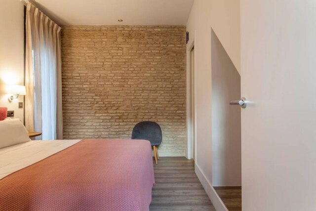 セビーリャ アルキラ アンプリオス アパルタメントス デュプレックス エン サン ベルナルド