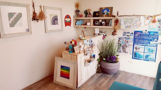 アズール イン (湛藍海岸民宿)