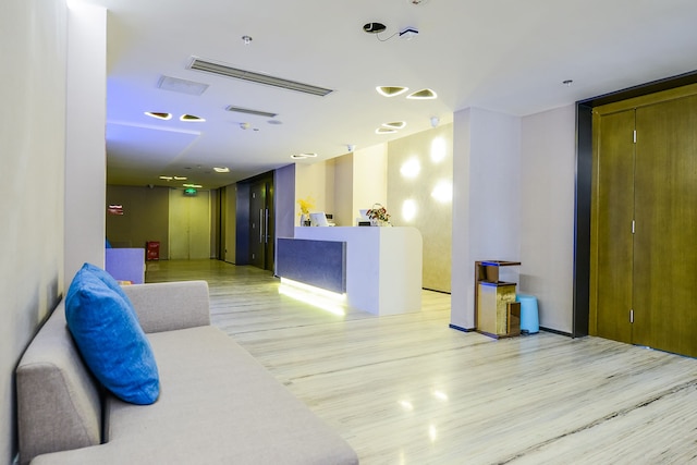 9H ホテル (九屋未来酒店)