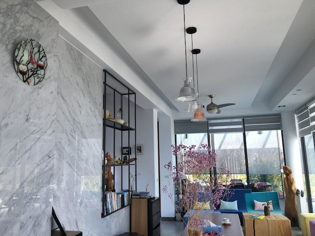 ヴィラ アイリス (愛麗詩會館)