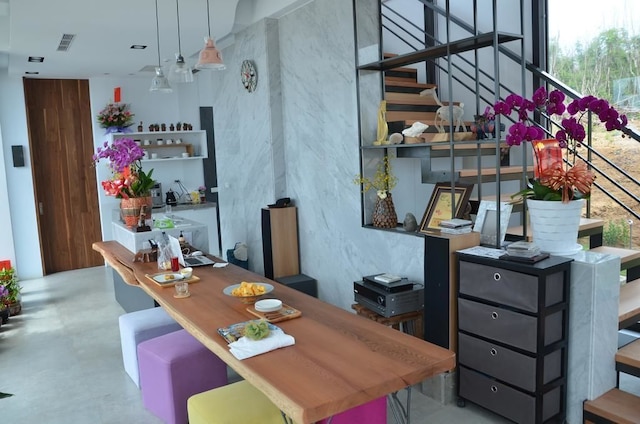 ヴィラ アイリス (愛麗詩會館)