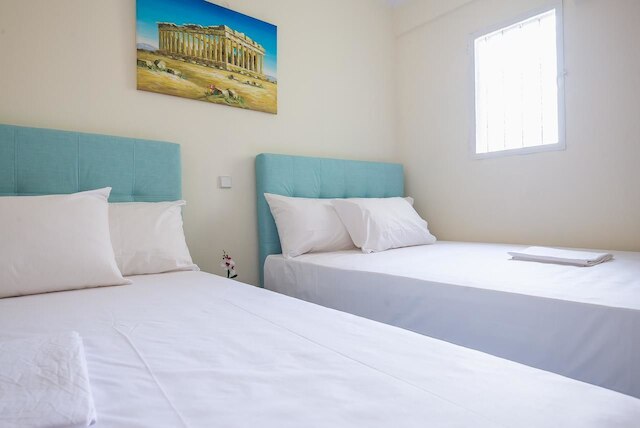 アクロポリス ビュー パラダイス アパートメンツ