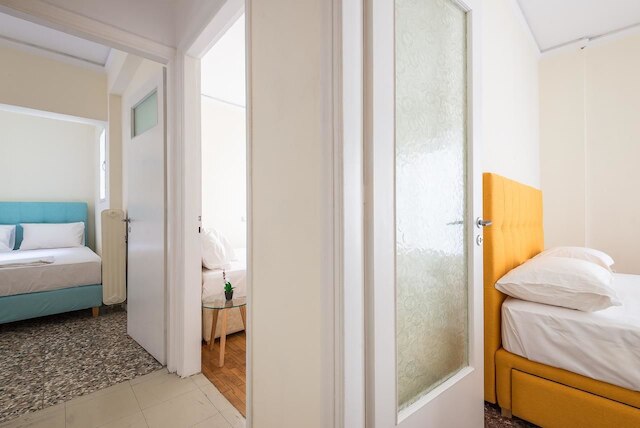 アクロポリス ビュー パラダイス アパートメンツ