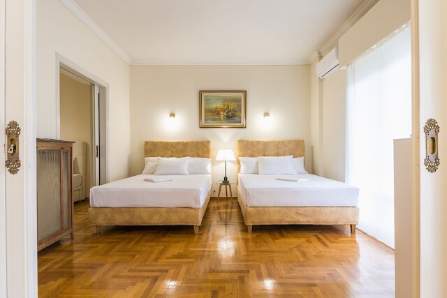 ビクトリア クイーンズ パラダイス アパートメンツ