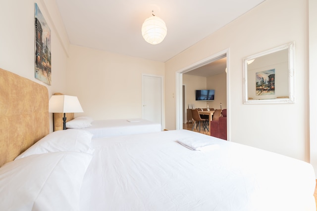 アテネ クラウン パラダイス アパートメンツ