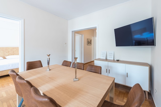 アテネ クラウン パラダイス アパートメンツ