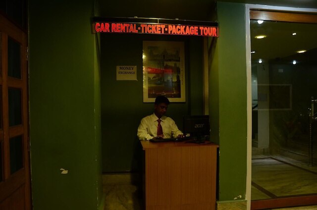 ファブホテル ラジ ダルバー