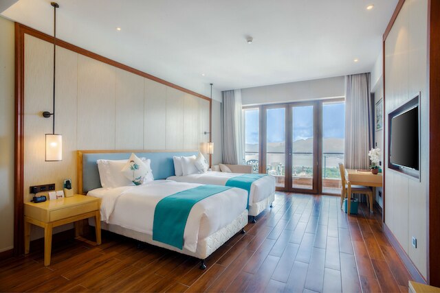 大東海ホテル三亜 (三亚大东海酒店)