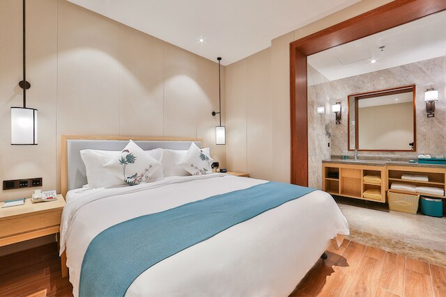 大東海ホテル三亜 (三亚大东海酒店)