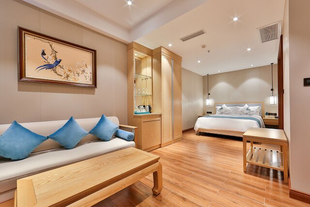 大東海ホテル三亜 (三亚大东海酒店)