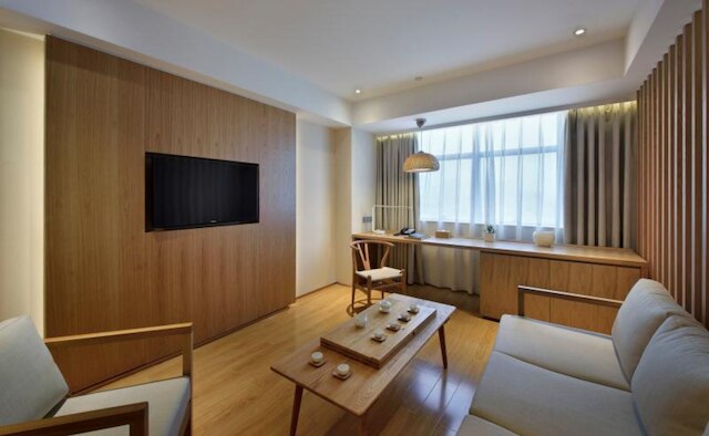 ウーシー シュンユ ホテル (无锡舒隅酒店)