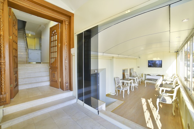 ナイラ パレス ホテル