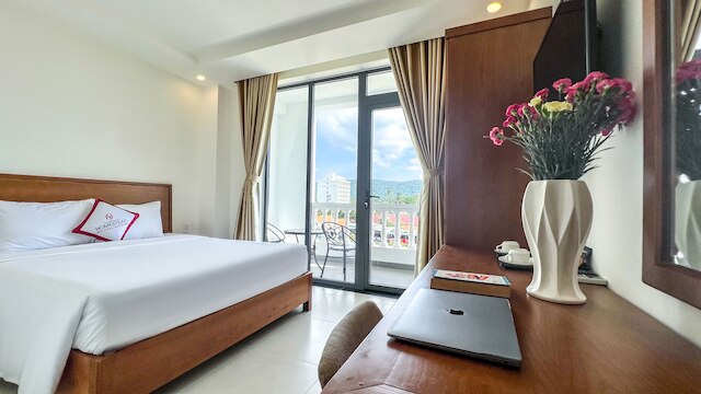 ホームステッド シービュー フーコック ホテル