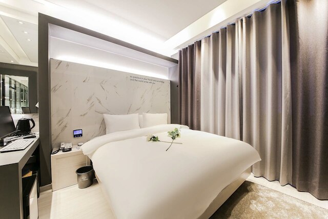 ホテル オスカー