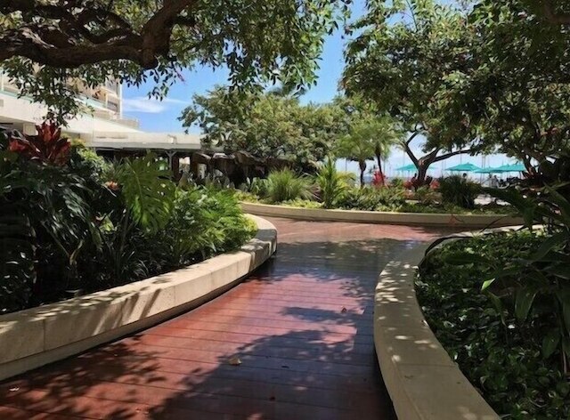 イリカイ バイ ルアナ ハワイ バケーション レンタルズ