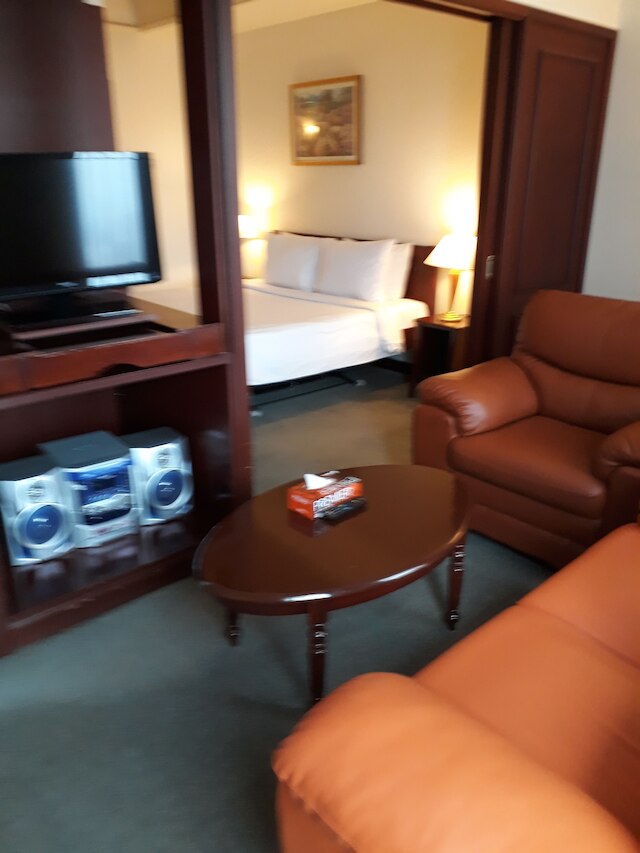 クール サービス スイーツ アット タイムズ スクエア