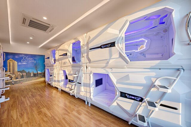 アンキュラ カプセル ホテル