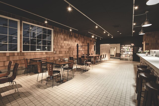 登別ゲストハウス赤と青