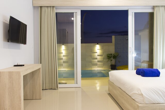 クブ クトゥス ホームステイ