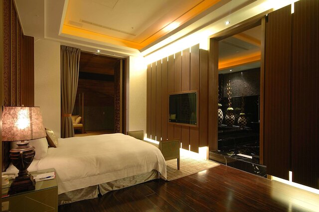 ドバイ モーテル (杜拜時尚戀館)