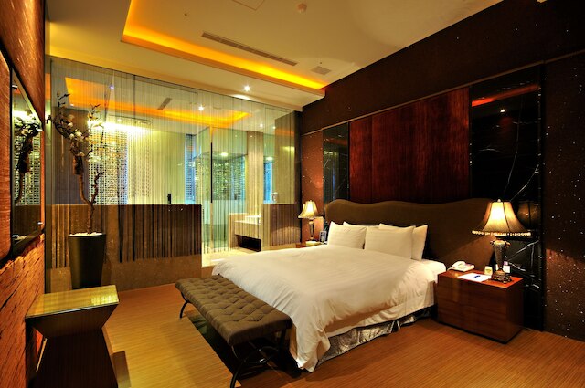 ドバイ モーテル (杜拜時尚戀館)