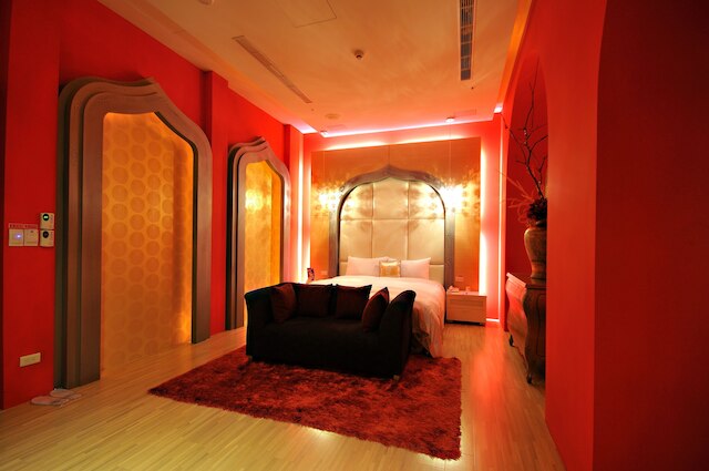 ドバイ モーテル (杜拜時尚戀館)