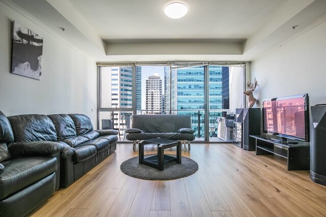 3 ベッドルーム 2 カー パークス カールトン ガーデン オポジット