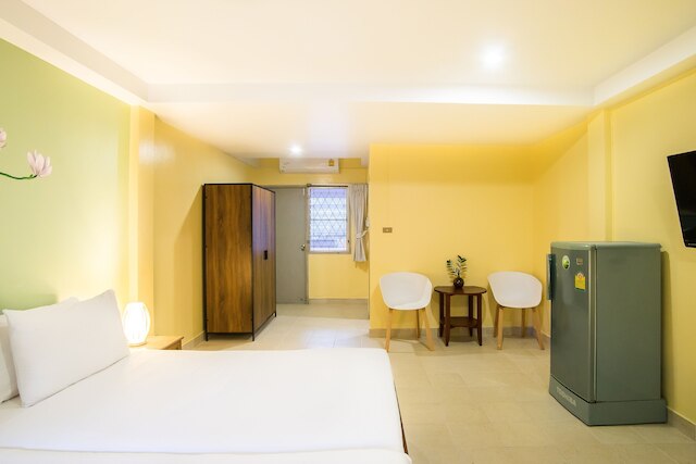 サワスディプレイス ホテル