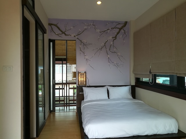 アイムス テールズ カナル ブティック ハウス