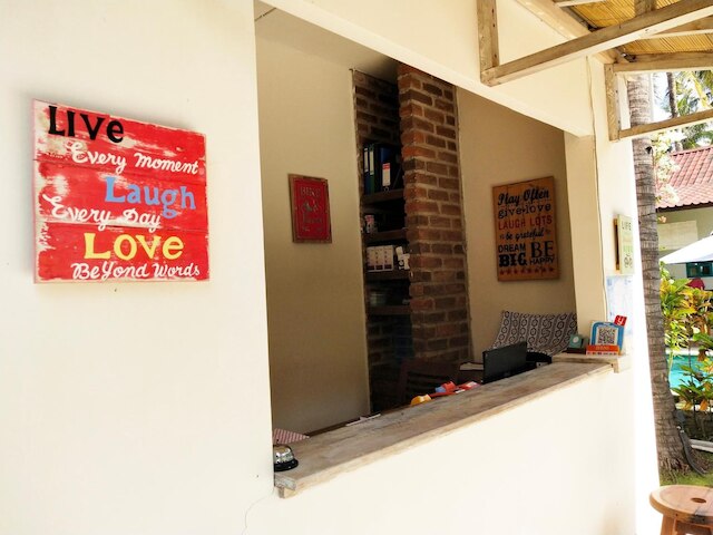 ホワイト ココナッツ コテージ