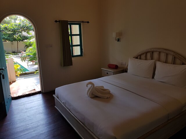 ホワイト ココナッツ コテージ