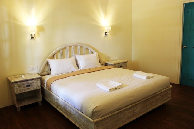 ホワイト ココナッツ コテージ