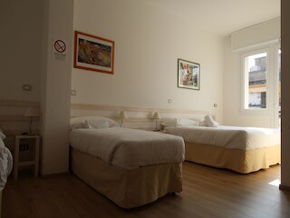 ラ カメラ ボローニャ スタツィオーネ アフィターリ