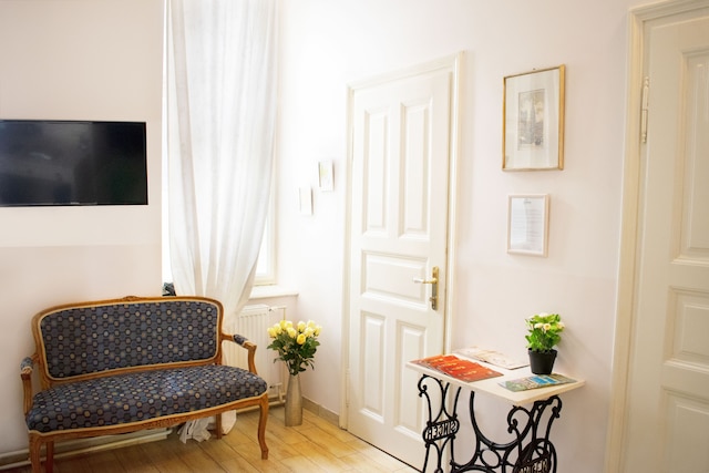 アパートメンツ & ルームズ フラワーズ