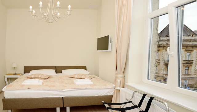 アパートメンツ & ルームズ フラワーズ