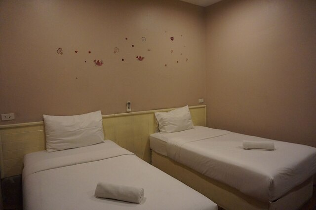 クイーンズ ホテル