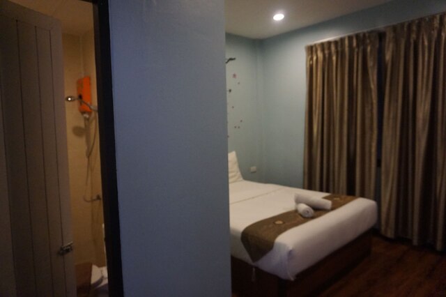 クイーンズ ホテル